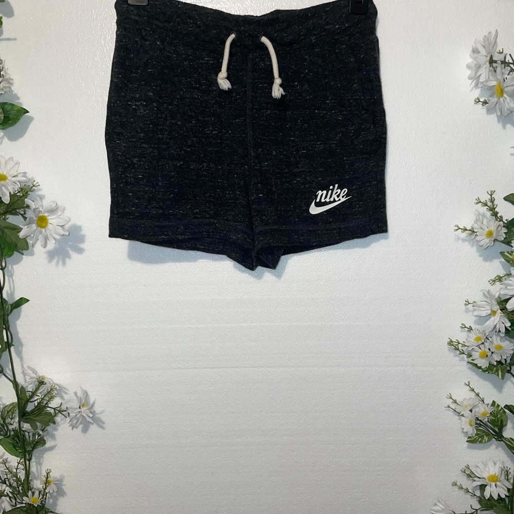 NIKE gum vintage cotton short. Dark heather gray with white specks.